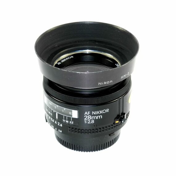 Nikon 28/2,8 AF Nikkor with caps,metal hood and filter Ex++