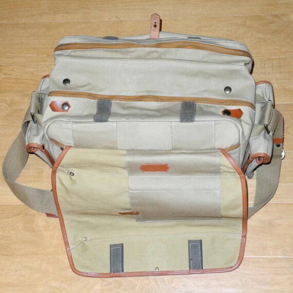 FOGG Latitude Tan & Brown finish camera bag with pouches,inserts & padded strap Ex++