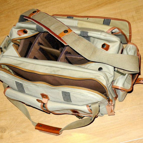 FOGG Latitude Tan & Brown finish camera bag with pouches,inserts & padded strap Ex++