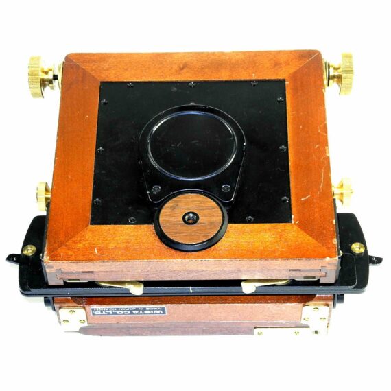 Wista Field 4x5 Wooden camera with 203mm lens and film back Ex+/++