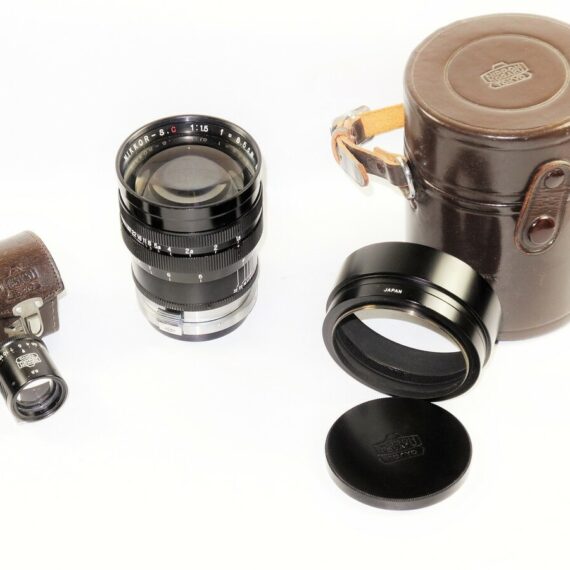 Nikon 8,5cm f1,5 Nikkor-S-C Black Rangefinder "C"lens with hood,caps & finder,case Nice Mint- /sold