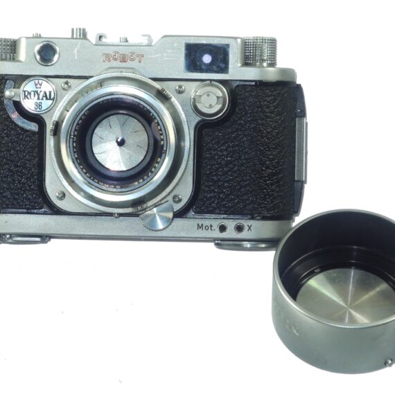 Robot Royal 36B with 75/3,8 Tele-Xenar  Schneider-Kreuznach Lens Ex+/++