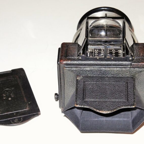 Ernemann Ermanox Plate Camera w 10cm F2 Lens - Nice and Rare camera 4/19