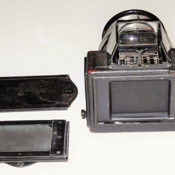 Ernemann Ermanox Plate Camera w 10cm F2 Lens - Nice and Rare camera 4/19