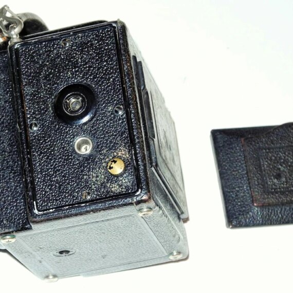 Ernemann Ermanox Reflex camera With 10,5cm F1,8 Ernostar Anastigmat Lens Rare Nice camera / SOLD
