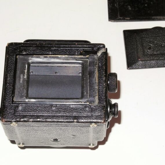 Ernemann Ermanox Reflex camera With 10,5cm F1,8 Ernostar Anastigmat Lens Rare Nice camera / SOLD