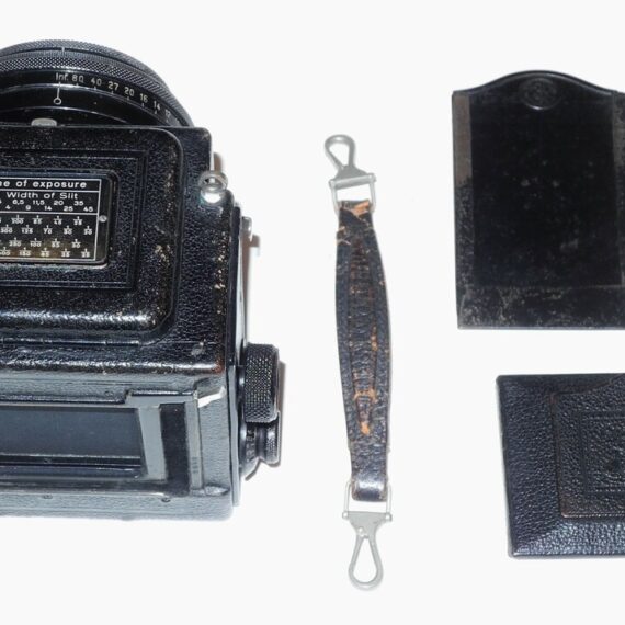 Ernemann Ermanox Reflex camera With 10,5cm F1,8 Ernostar Anastigmat Lens Rare Nice camera / SOLD