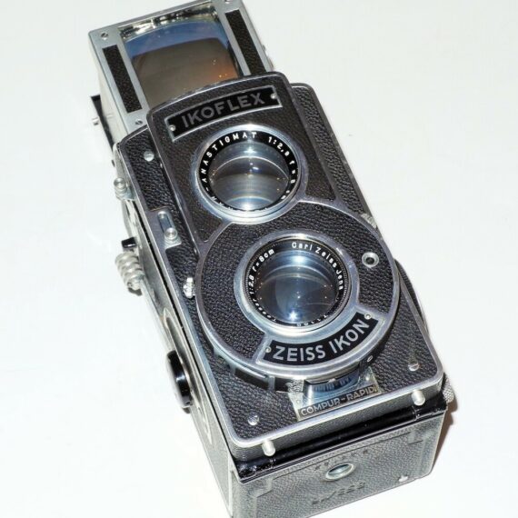 Zeiss Ikon Ikoflex III 853/16 TLR W/8cm f2,8 Tessar lens Ex++/Mint-