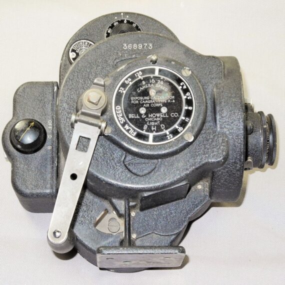 Bell & Howell WWII 35mm Film Bomb Spotter Type A-4 Spotting 1942 Camera RARE ! SOLD