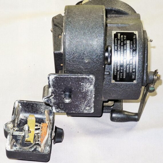 Bell & Howell WWII 35mm Film Bomb Spotter Type A-4 Spotting 1942 Camera RARE ! SOLD