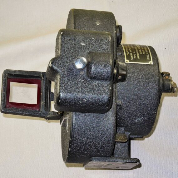 Bell & Howell WWII 35mm Film Bomb Spotter Type A-4 Spotting 1942 Camera RARE ! SOLD