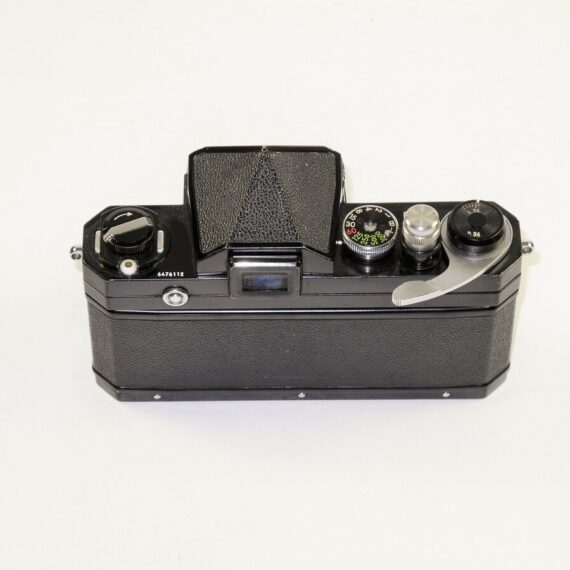 Nikon F black "Nippon Kogaku" eye level prism 1964 camera Ex++ / SOLD