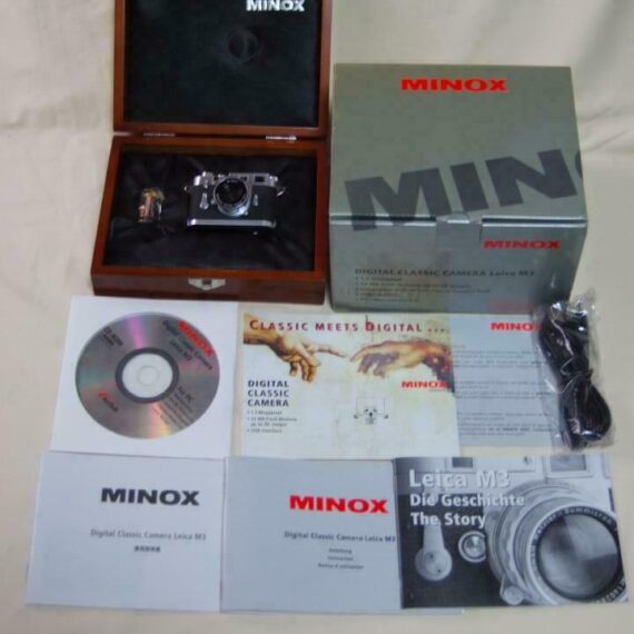 Leica Minox M3 Subminiature Digital Camera With wooden Box Papers Cord Tested. Mint/LN-