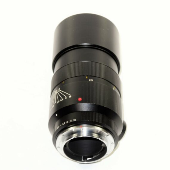 Leica 180/2,8 Elmarit-R 3 cam with caps Mint-