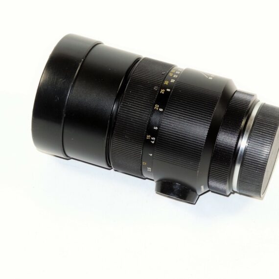 Leica 180/2,8 Elmarit-R 3 cam with caps Mint-