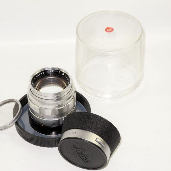 Leica 50/1,4 Summilux M Chrome "Wetzlar" with Leica E43 UVA filter & Metal Hood Mint-
