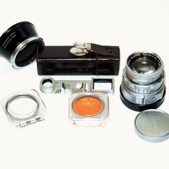 Leica 50/2 Summicron Dual Range with Box,Eyes,Filters,caps  & Hood Mint- / SOLD