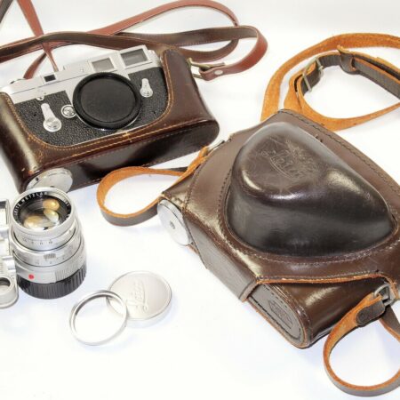 Leica M3 half case with strap Ex+