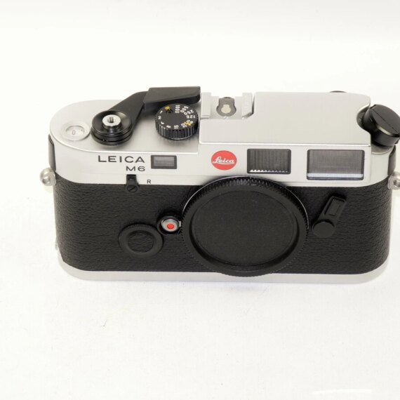 Leica M6 Chrome Classic "PANDA "  0.72 Mag.with box Mint/-  /SOLD