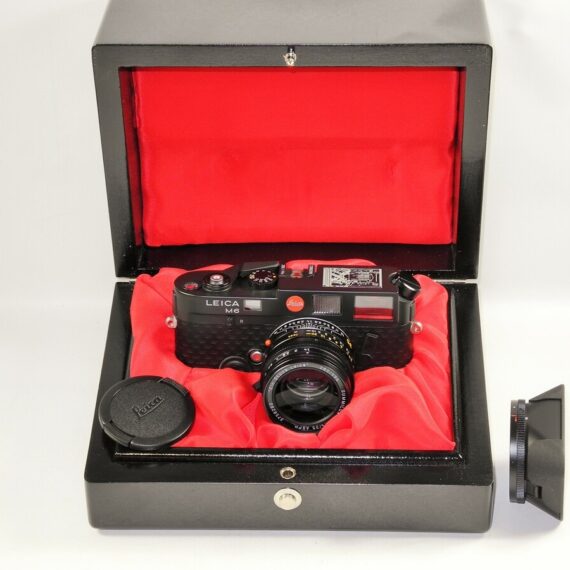 LEICA M6 "Ein Stück Camera Set with Leica 35/1,4mm Asph matching lens,box,and paperwork ,Mint/- Nice Rare set / SOLD