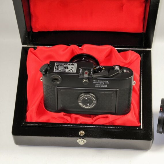 LEICA M6 "Ein Stück Camera Set with Leica 35/1,4mm Asph matching lens,box,and paperwork ,Mint/- Nice Rare set / SOLD