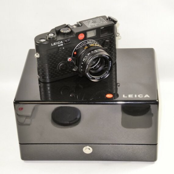 LEICA M6 "Ein Stück Camera Set with Leica 35/1,4mm Asph matching lens,box,and paperwork ,Mint/- Nice Rare set / SOLD