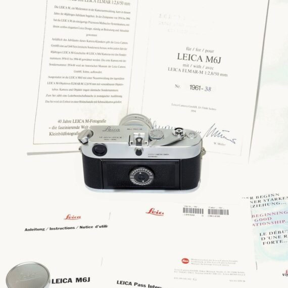 Leica M6J camera set with matching 50/2,8mm lens,box and certificate Mint/- / SOLD