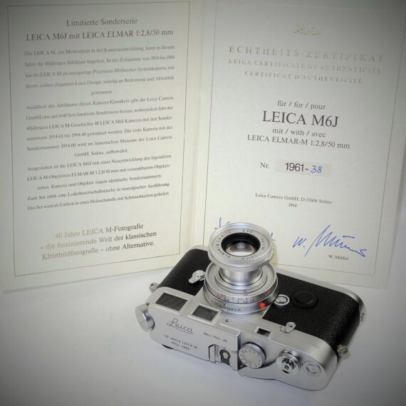 Leica M6J camera set with matching 50/2,8mm lens,box and certificate Mint/- / SOLD