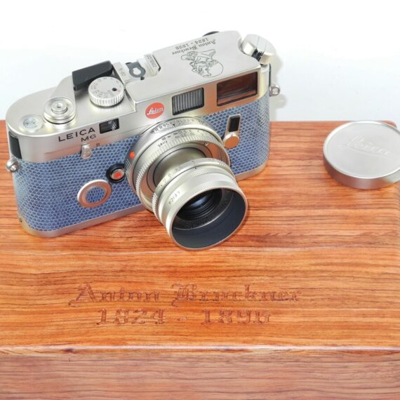 LEICA M6 PLATINUM (10454) ANTON BRUCKNER 1824~1896, 1996 set W/Leica 50mm lens & Leica Original Box Nice Mint/- set