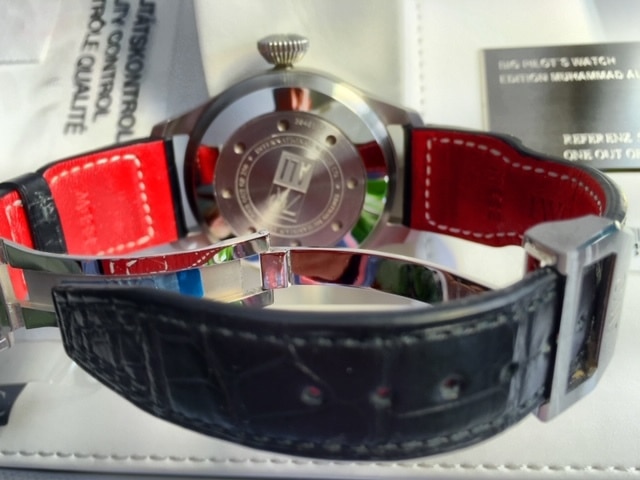 IWC BIG PILOT'S WATCH EDITION MUHAMMAD ALI Like New Complete with special book Rare find ! / Call for price and more info.