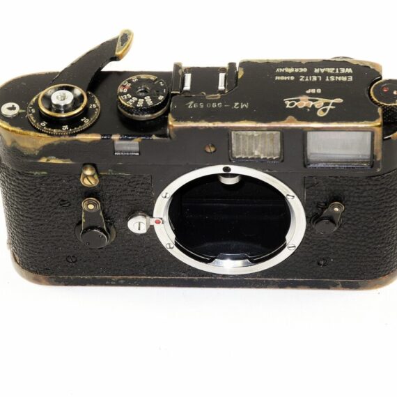 Leica M2 black paint original camera (circa 1960 ) Ex / User condition Brassy & Rare ! Call or Email for more info.