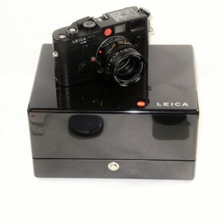 LEICA M6 "Ein Stück Camera Set with Leica 35/1,4mm Asph matching lens,box,and paperwork ,Mint/- Nice Rare set / SOLD