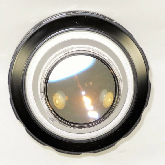 Nikon 5cm f1,1 Nikkor N.C with hood in  case with caps Ex++/Mint- RARE /SOLD