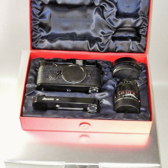 Leica MP3 LHSA SPECIAL EDITION BLACK PAINT Set Cat # 10318 Mint/ L.New- / SOLD