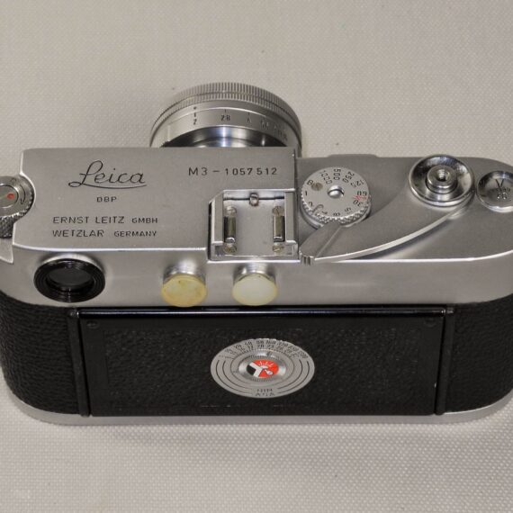 Leica M3 Single Stroke with Leica 50/2 Summicron-Col lens,Hood,Filter,Meter Ex+/++