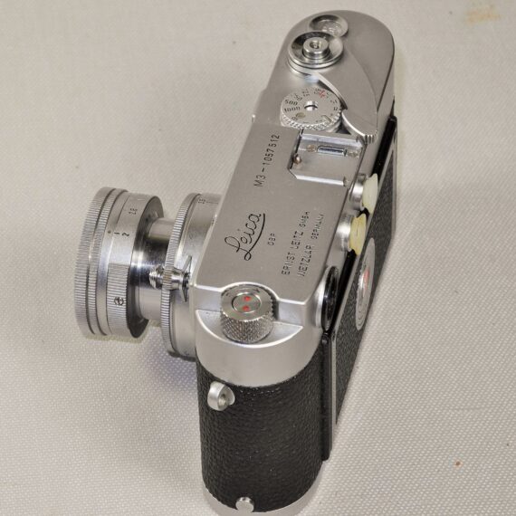 Leica M3 Single Stroke with Leica 50/2 Summicron-Col lens,Hood,Filter,Meter Ex+/++