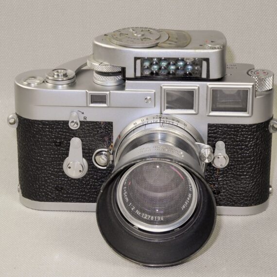 Leica M3 Single Stroke with Leica 50/2 Summicron-Col lens,Hood,Filter,Meter Ex+/++