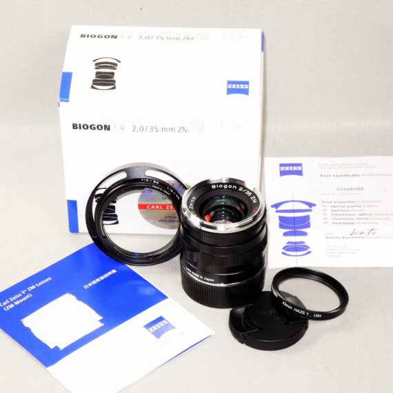 Zeiss 35/2 Biogon T* ZM Black with filter,Zeiss metal hood,caps,box,manual Mint- / Free shipping (USA)