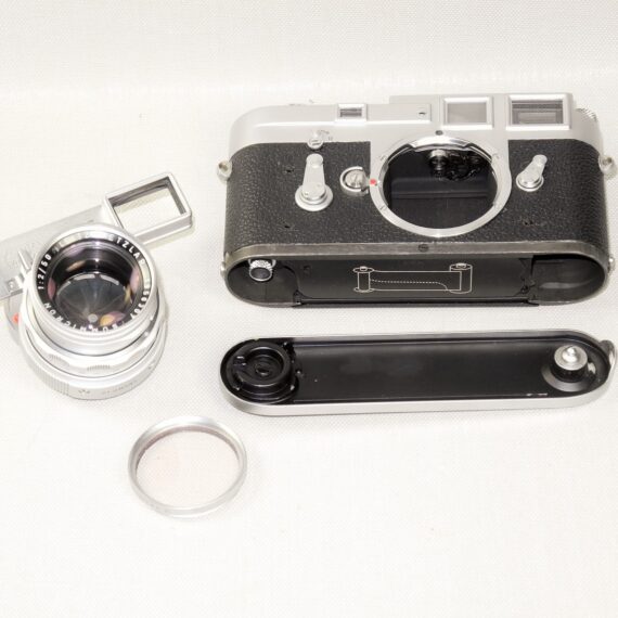 Leica M3 Single Stroke (1960) with Leica 50/2 Summicron- Dual Range(1962) Ex+/++ / SOLD