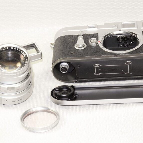 Leica M3 Single Stroke (1960) with Leica 50/2 Summicron- Dual Range(1962) Ex+/++ / SOLD