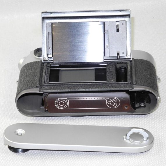 Leica M4 Chrome camera Ex++/Mint- /SOLD
