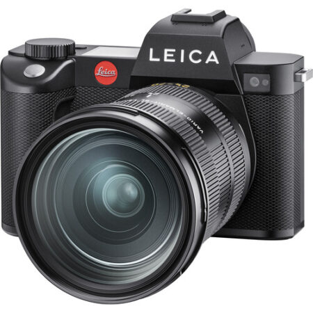 Leica SL2 with 24-70mm 10888
