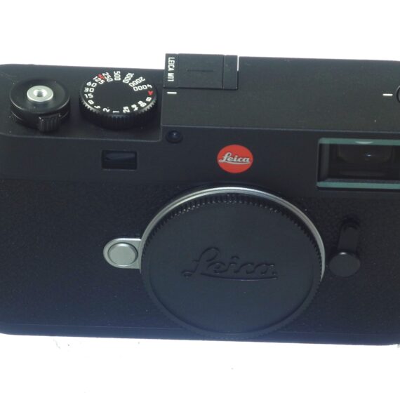Leica M11 Digital RF Camera (Black) Cat #20200 Sold with box,cap,strap,battery,charger etc. &: 1 year Leica warranty Mint/Like New- / Free Shipping (USA)