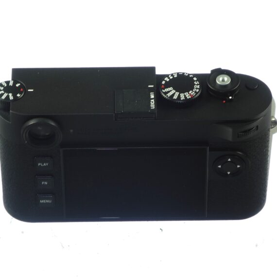 Leica M11 Digital RF Camera (Black) Cat #20200 Sold with box,cap,strap,battery,charger etc. &: 1 year Leica warranty Mint/Like New- / Free Shipping (USA)
