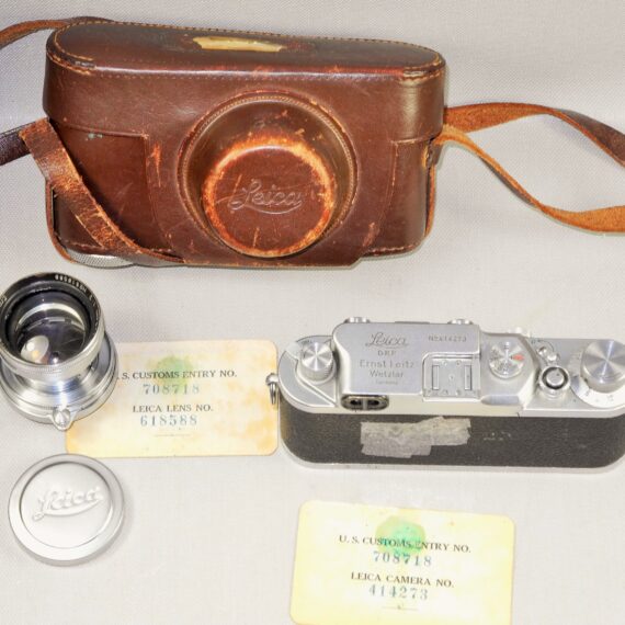 Leica IIIC Camera with Leica 5cm f2 Summitar lens,cap,cards & leather case 1946 set Ex++ / Free Shipping (USA)