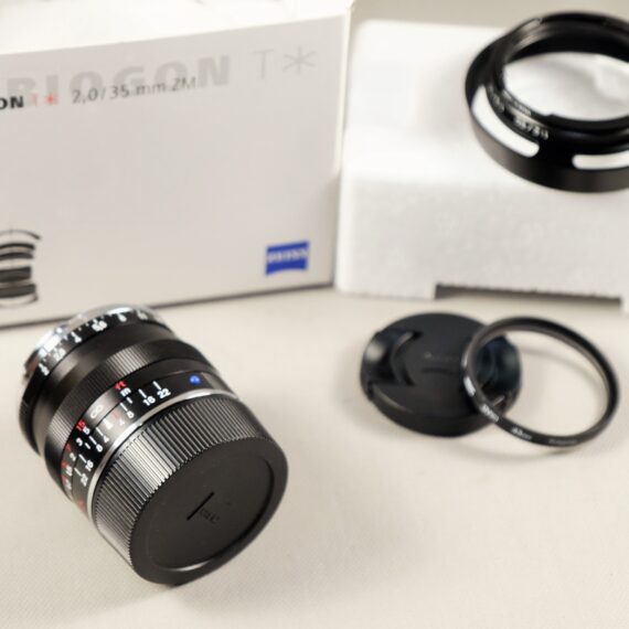 Zeiss 35/2 Biogon T* ZM Black with filter,Zeiss metal hood,caps,box,manual Ex++/Mint- / Free shipping (USA)