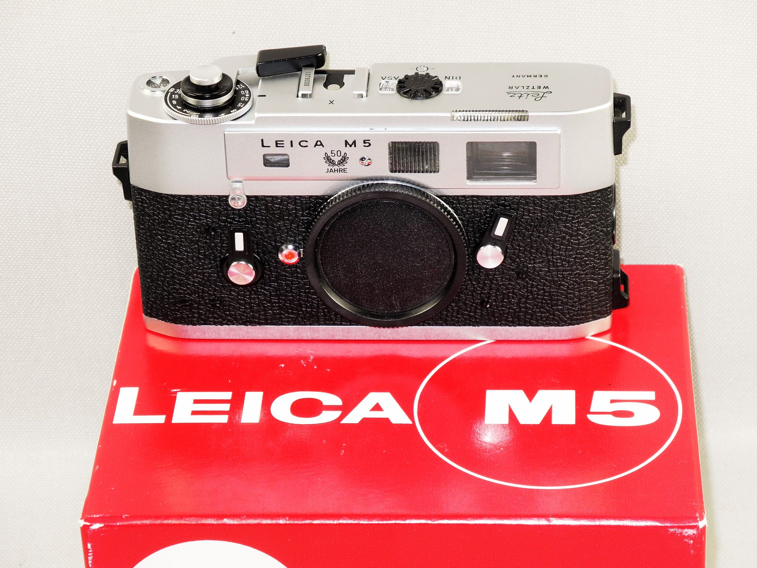 Leica M5 Silver Chrome “50 JAHRE “Anniversary with original box 