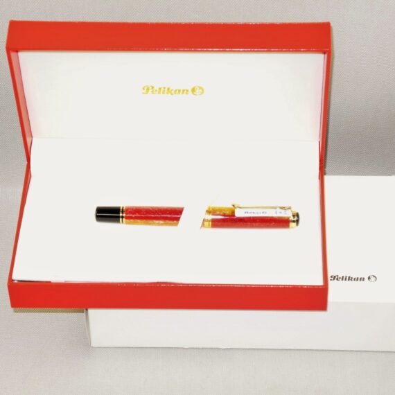 Pelikan M 620 SHANGHAI  fountain pen Special edition, RARE, First of the cities series. Nib 18ct. gold M. W/Original box & Papers Mint / SOLD