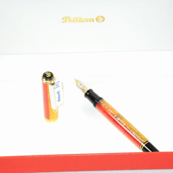 Pelikan M 620 SHANGHAI  fountain pen Special edition, RARE, First of the cities series. Nib 18ct. gold M. W/Original box & Papers Mint / SOLD