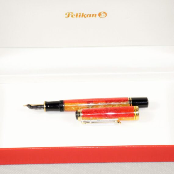 Pelikan M 620 SHANGHAI fountain pen Special edition, RARE, First of the  cities series. Nib 18ct. gold M. W/Original box & Papers Mint